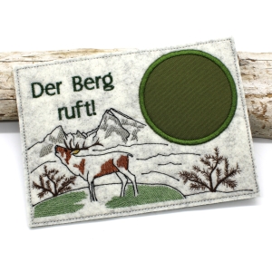 Stickdatei-Mugrug-Untersetzer-Hirsch-Berge-